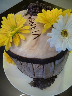 wine barrel wedding cake