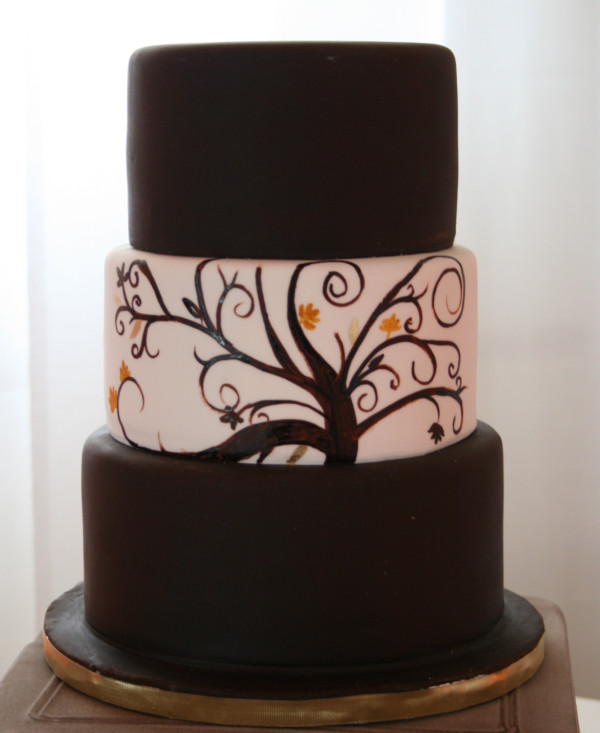 Chocolate and Autumn Tree Wedding Cake Isn 39t this pretty