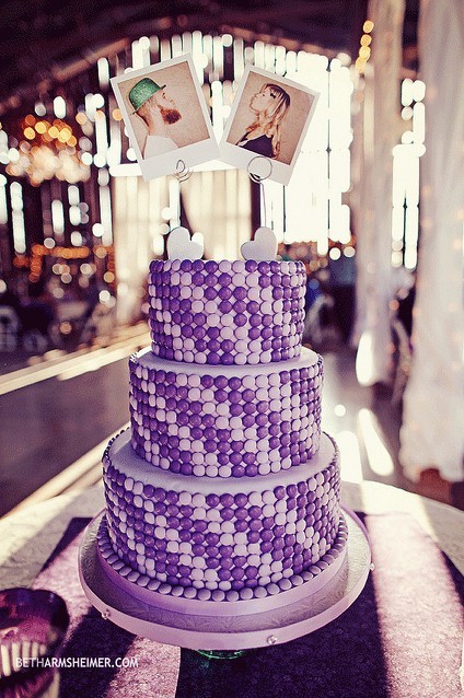 It reminds us of other candythemed cakes we've featured here on A Wedding