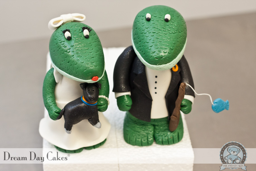 These Gator cake toppers pay homage to the University of Florida mascots 