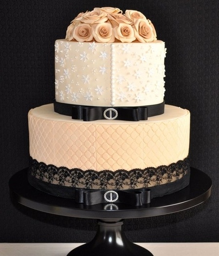 Modern elegant wedding cakes