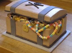 treasure chest groom's cake