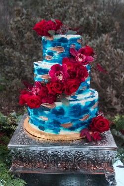 blue cake with flowers