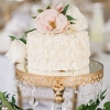 One Tier Cake with Roses