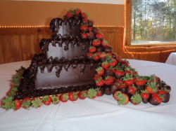 chocolate covered strawberry wedding cake 2