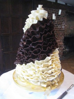 ribbon wedding cake