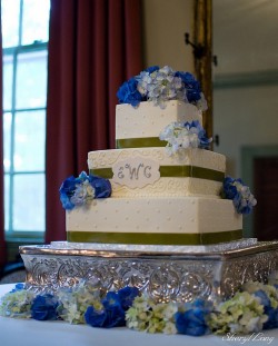 square wedding cake