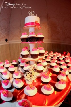 pink velvet wedding cupcakes