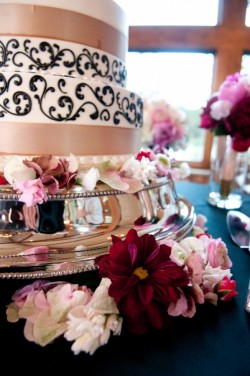 Champagne Ribbon Wedding Cake