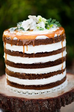 Naked wedding cake