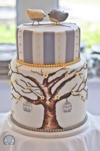 bird wedding cake