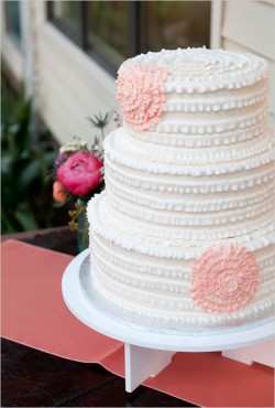ruffled_wedding_cake1