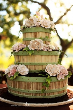 flower basket wedding cake