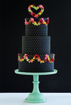 black wedding cake