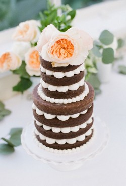 choclate naked cake