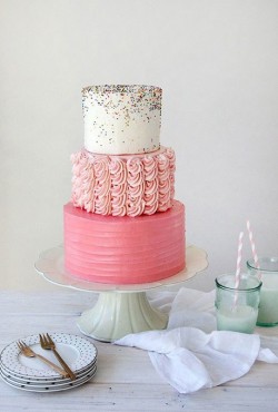 pink sprinklecake2